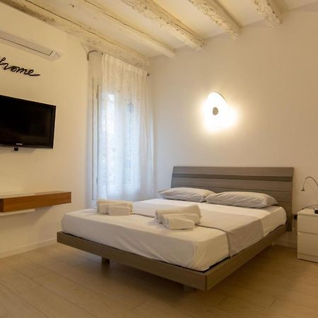 " Casa Savonarola " Centro Storico Villa Padova Kültér fotó